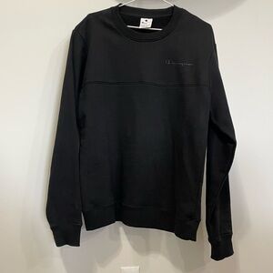 Champion Crew Neck Sweater - Black - Size Medium